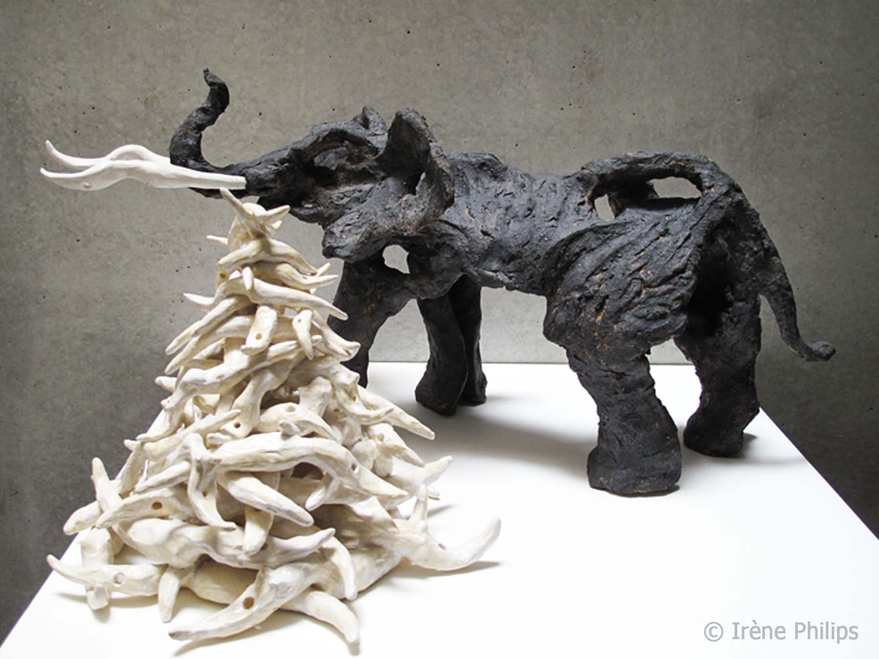 Irène Philips, sculpture ceramic BLOOD RHINO, 2018